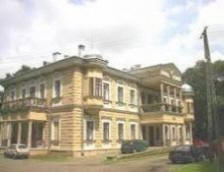 Pałac hr. Załuskich w Iwoniczu